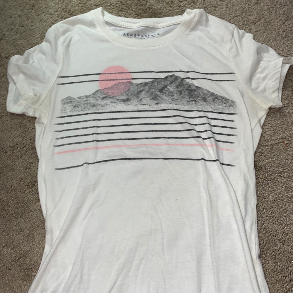 Aeropostale graphic tee